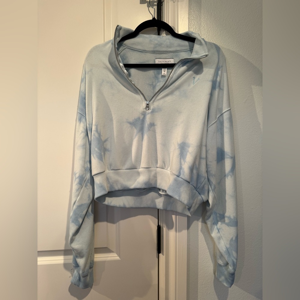 Victoria Secret Large Blue Tie Dyed Half Zip Sweatshirt.
